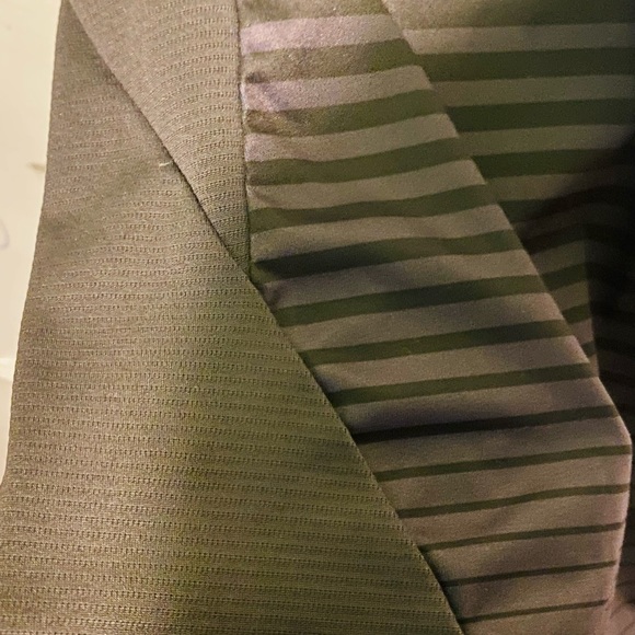 New Balance Shirts | Liverpool FC - Picture 6 of 6